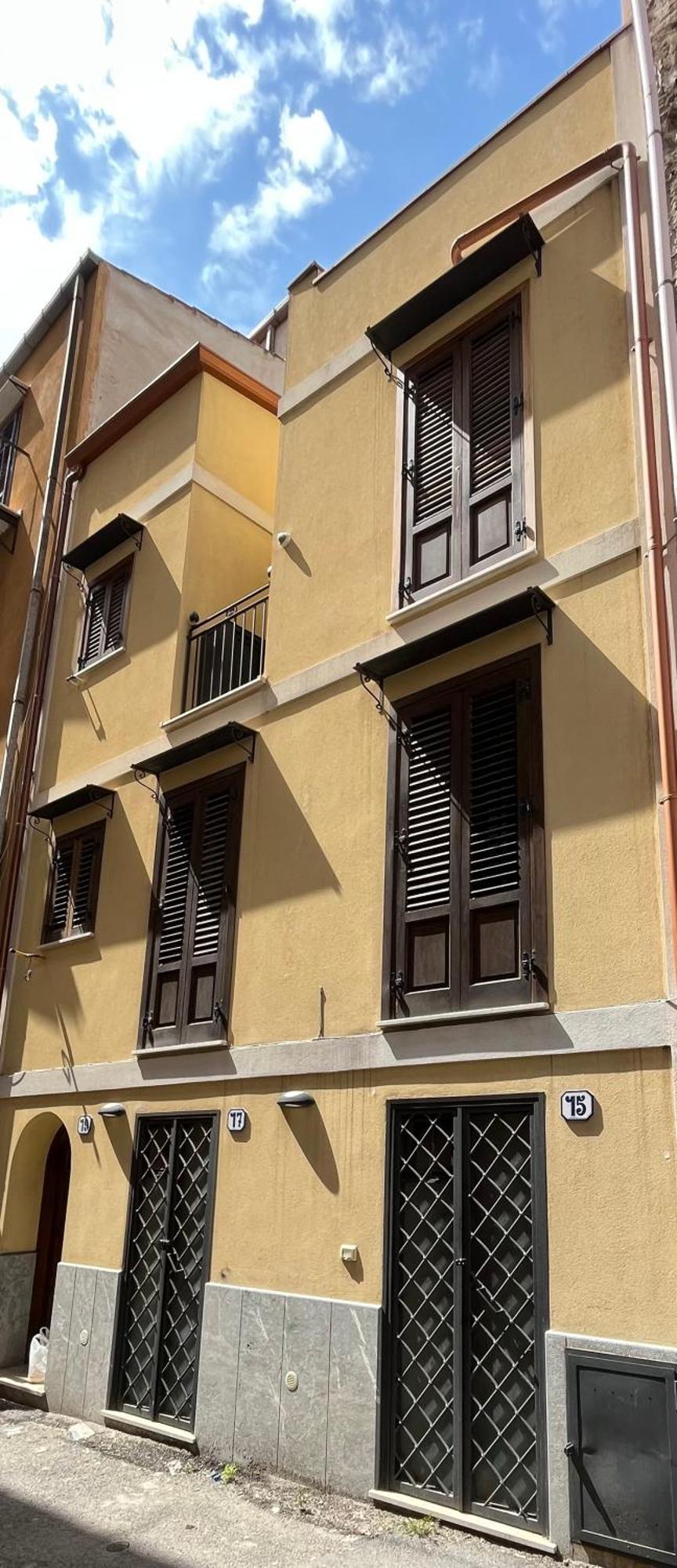 Maquedino Holiday Home & Terrace - Cozy Central Loft Palermo Zewnętrze zdjęcie